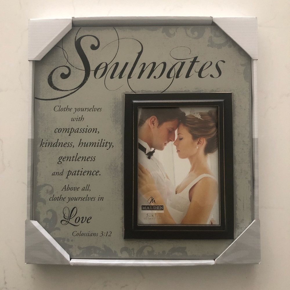 NEW Soulmates Photo Frame
